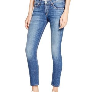Rag and Bone Skinny Capri Jean in rae
